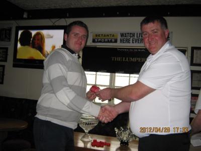 Thomas visitors prize Greenore.JPG