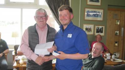 Andrew Longest drive and visitors prize Dundalk 19.JPG
