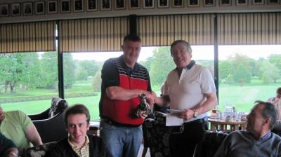 Tommy nearest the pin Headfort 2017.JPG