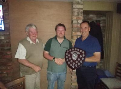 Alan receiving his Plaque.jpg